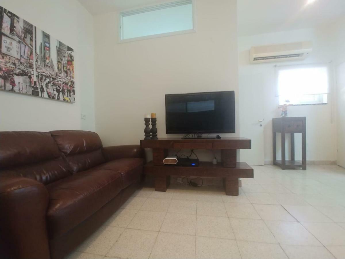Lovely Apartment Premium Location Ramat Gan Esterno foto